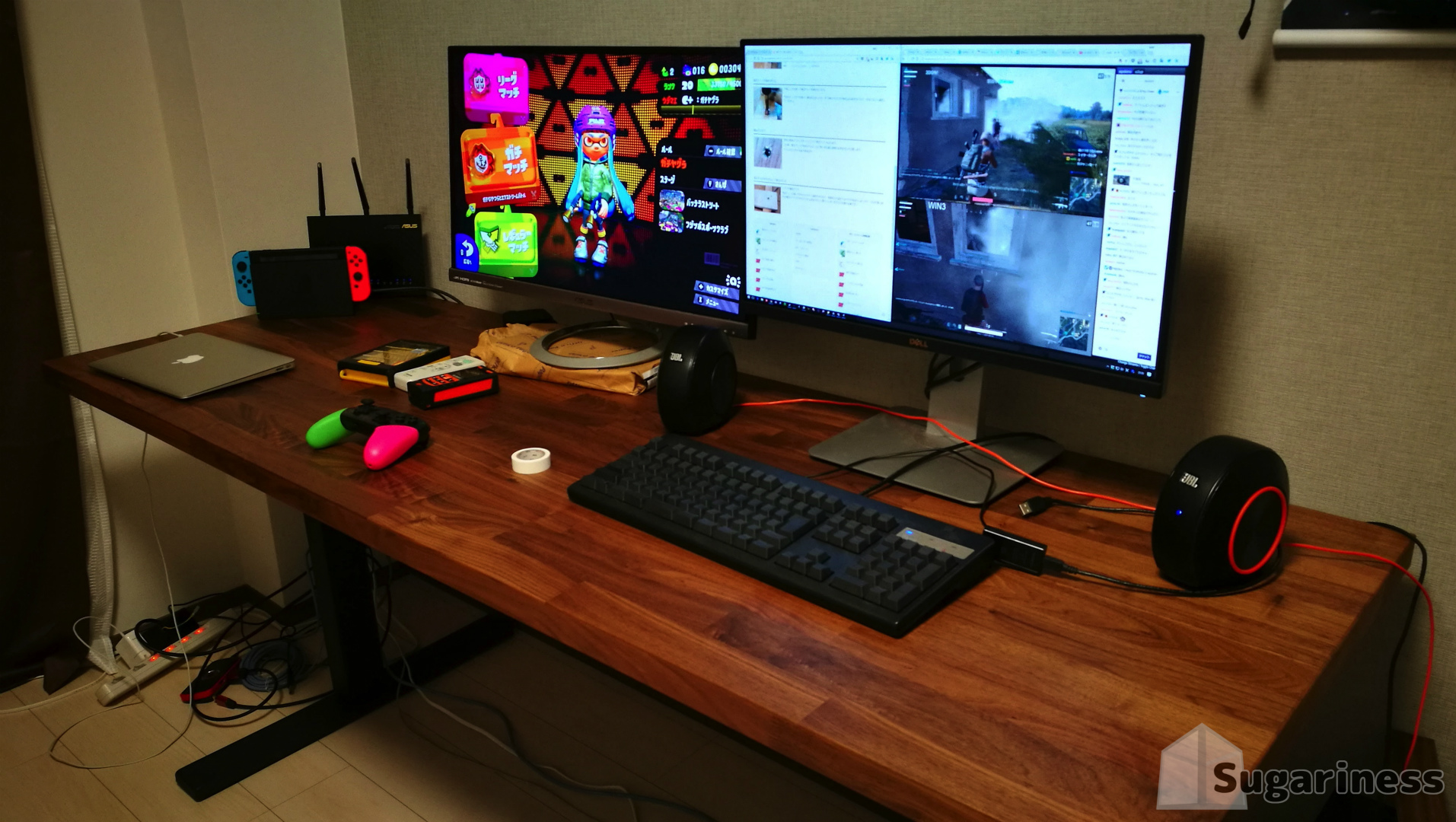electric-standing-desk-setup-4