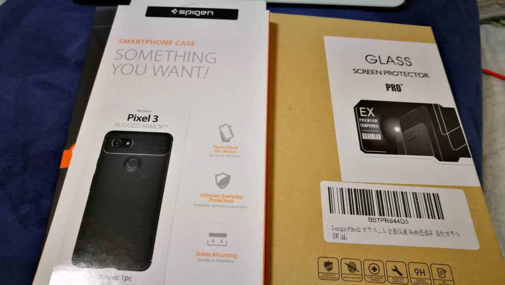google-pixel-3-spigen-case-glass-screen-protector