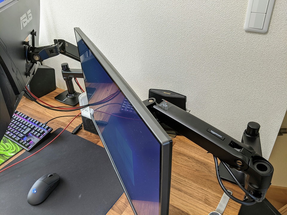 amazon-basic-monitor-arm-10